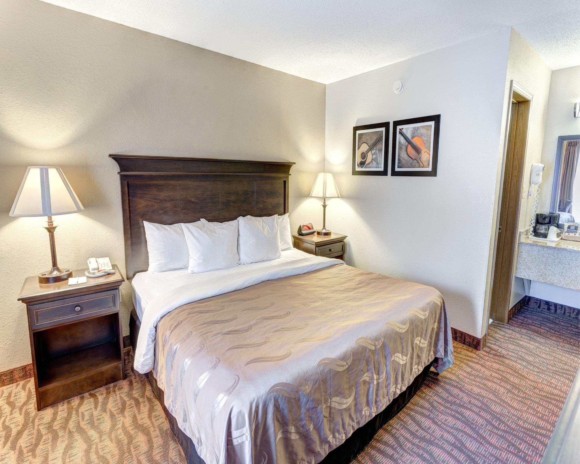 בראנסון Quality Inn West מראה חיצוני תמונה