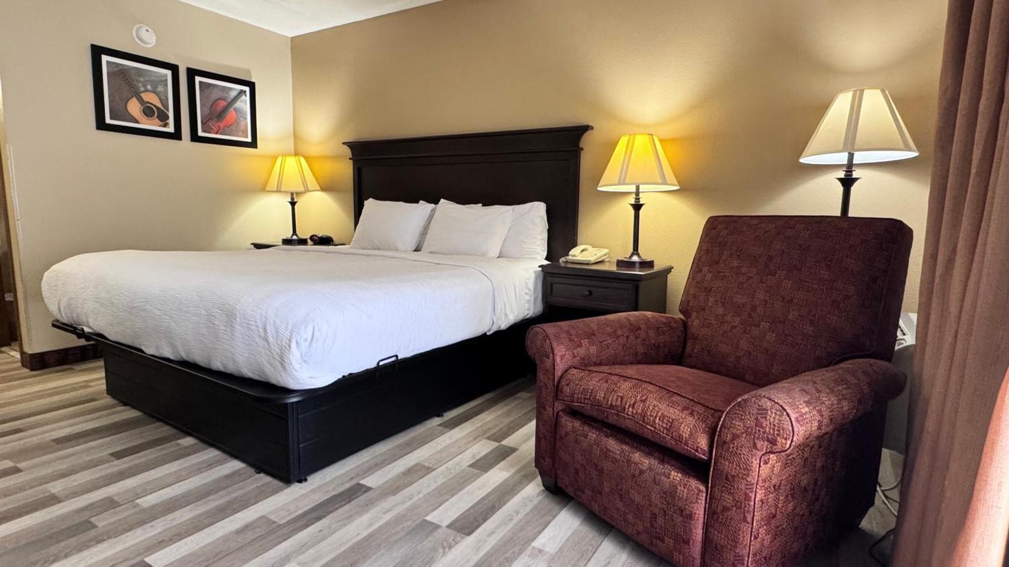 בראנסון Quality Inn West מראה חיצוני תמונה