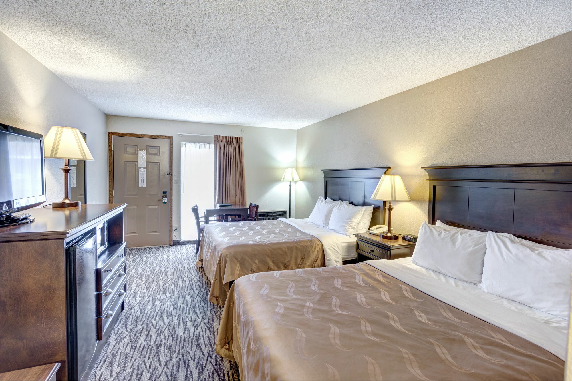 בראנסון Quality Inn West מראה חיצוני תמונה